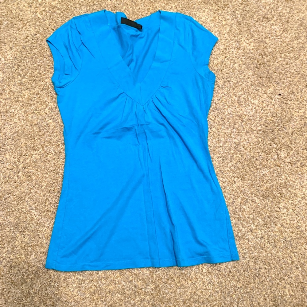 Limited vneck short sleeve top